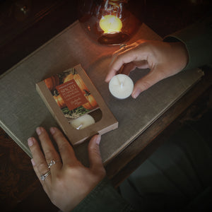 Soya Tealights - Spiced Pumpkin & Oakmoss